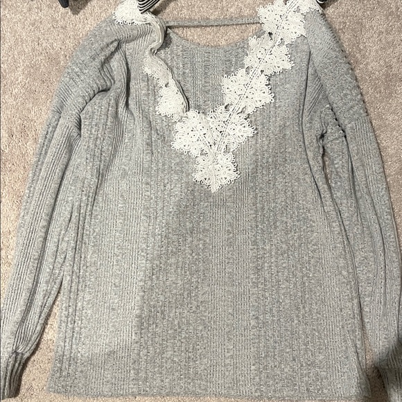 Gray Ribbed Knit Sweater - Picture 2 of 2